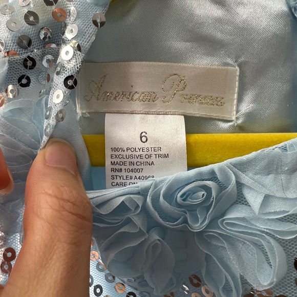 American Princess sequin corkscrew dress in Ice blue - Picture 3 of 3